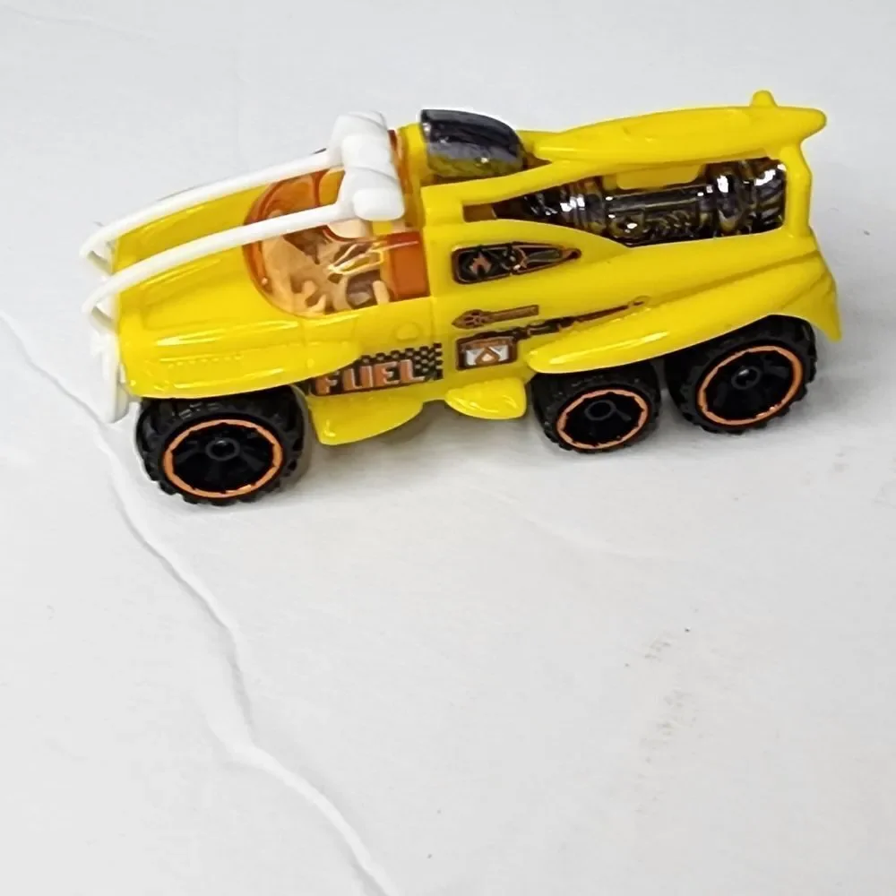 Vintage 2000 Hot Wheels - XS-IVE - Yellow Fuel Rally